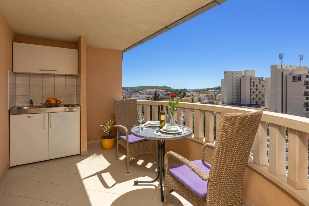Apartments Petrovic Makarska Extérieur photo
