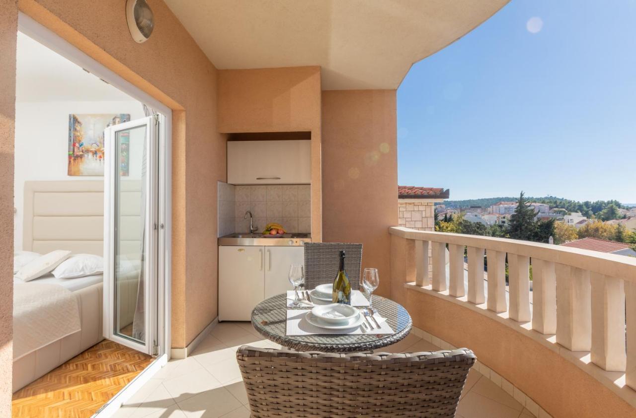 Apartments Petrovic Makarska Extérieur photo